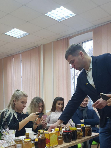 Фокус-группа по определению самой удобной тары для мёда